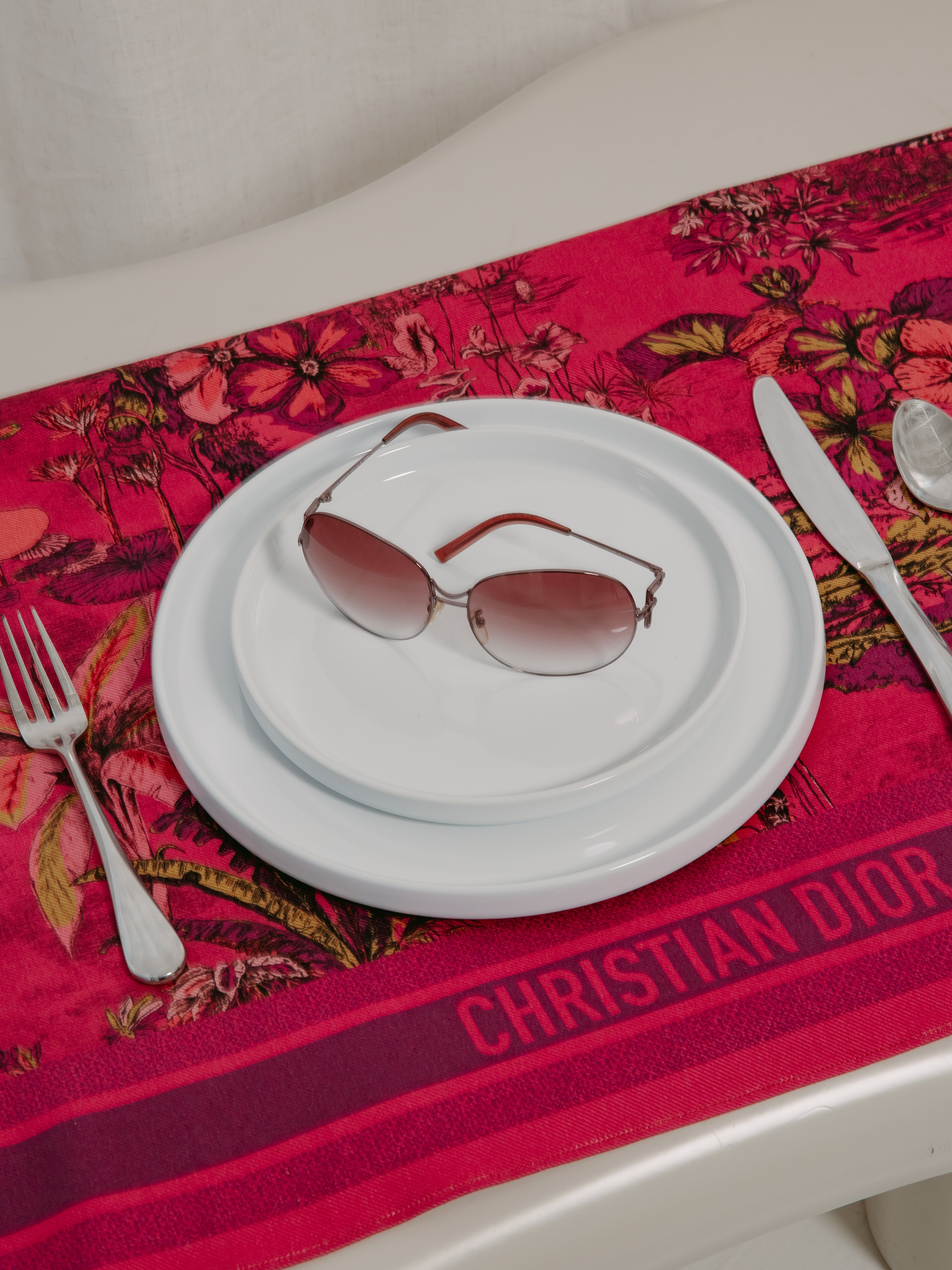 Fendi Round Sunglasses